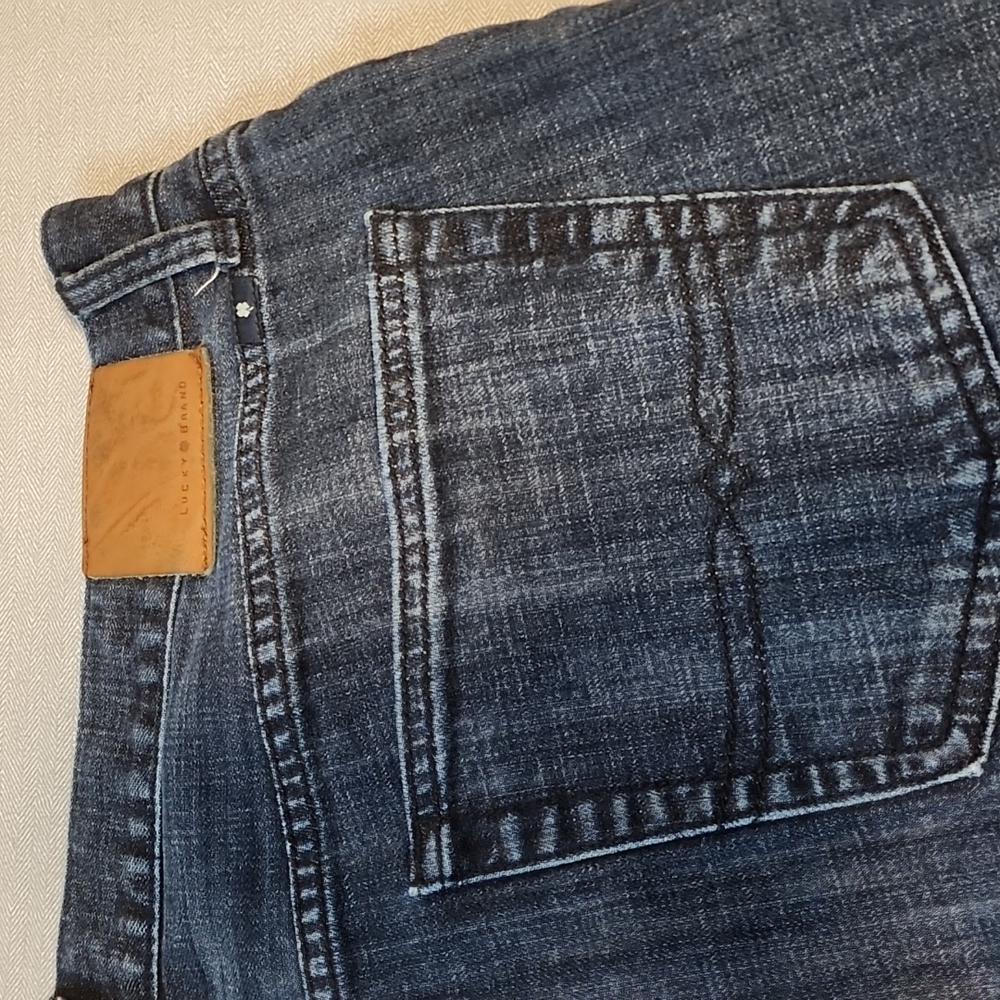 Lucky Brand 221 Original Straight Jeans sz 38x32 - Picture 9 of 15